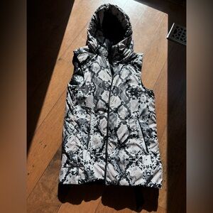 Lululemon Vest Reversible size 8